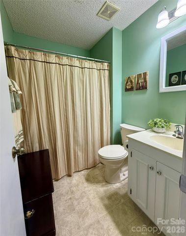 1100 Jennifer Lane, Cherryville, NC 28021