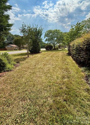 1100 Jennifer Lane, Cherryville, NC 28021