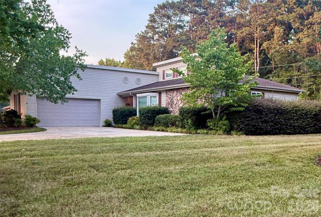 1100 Jennifer Lane, Cherryville, NC 28021