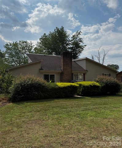 1100 Jennifer Lane, Cherryville, NC 28021
