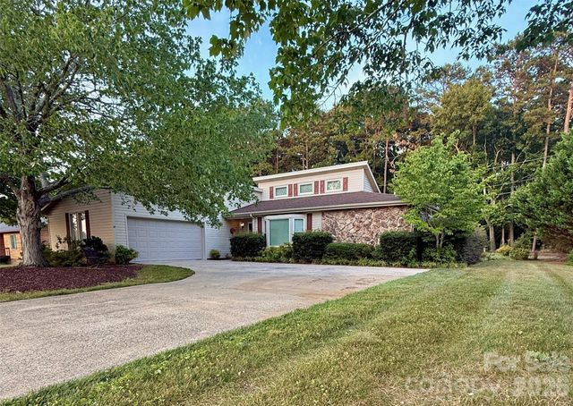 1100 Jennifer Lane, Cherryville, NC 28021