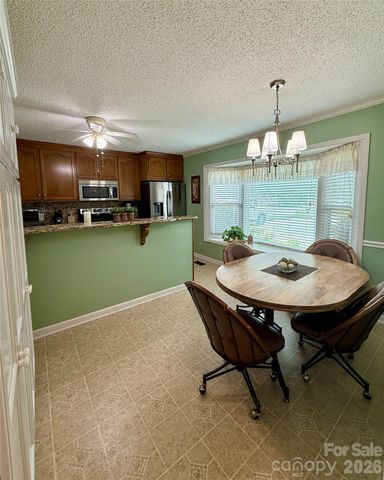 1100 Jennifer Lane, Cherryville, NC 28021