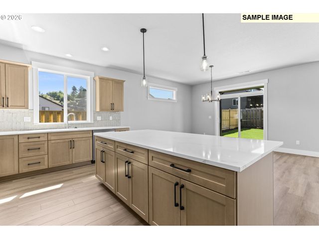 618 Ne TRILLIUM Dr 62, Estacada, OR 97023