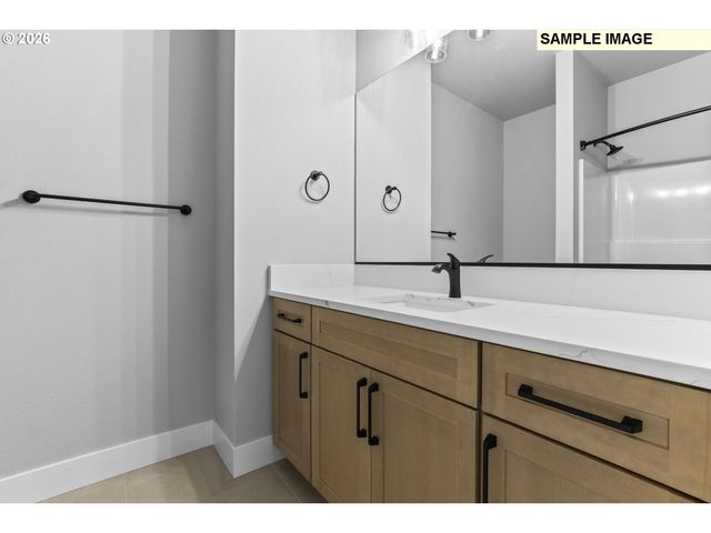 618 Ne TRILLIUM Dr 62, Estacada, OR 97023