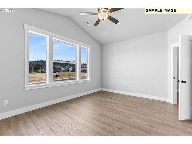 618 Ne TRILLIUM Dr 62, Estacada, OR 97023