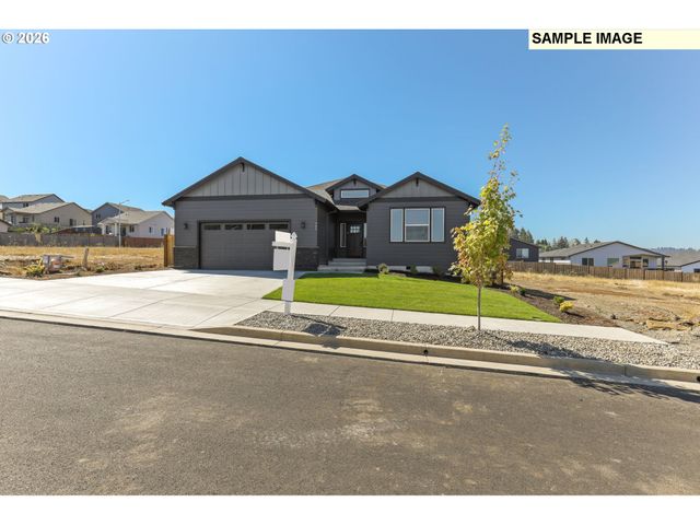 618 Ne TRILLIUM Dr 62, Estacada, OR 97023