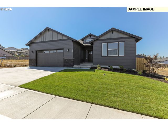 618 Ne TRILLIUM Dr 62, Estacada, OR 97023