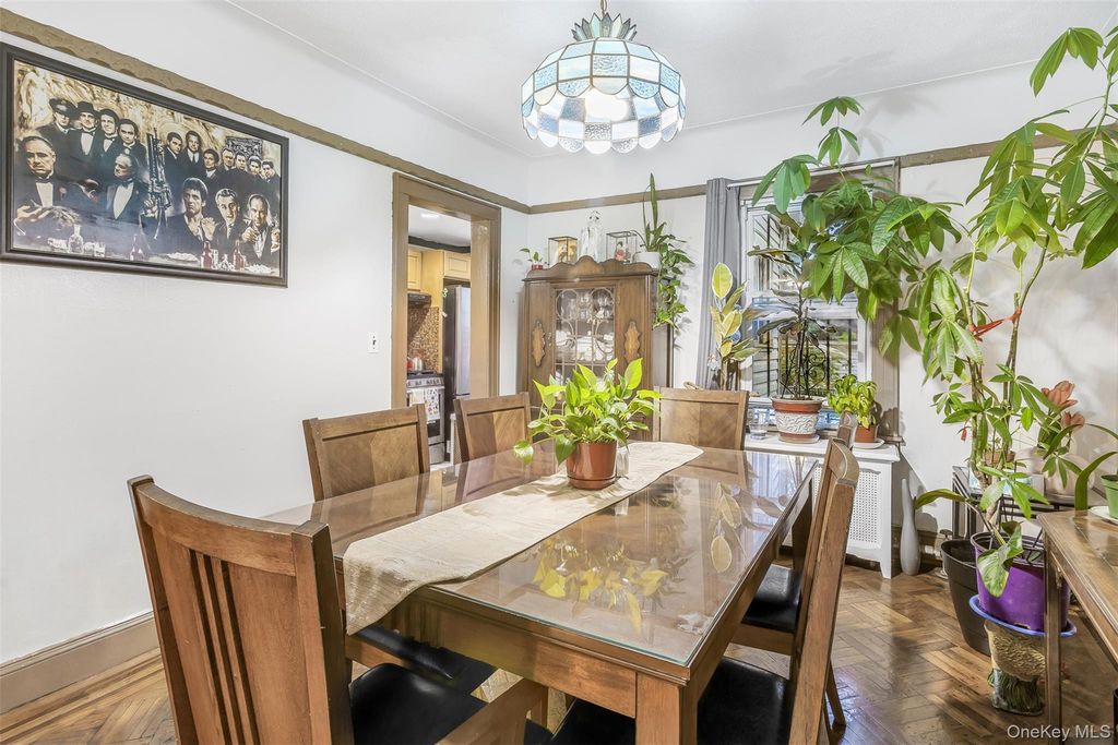 24102 142nd Avenue, Rosedale, NY 11422 — photo 4