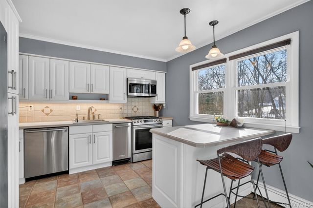 115 Old Pascack, Pearl River, NY 10965