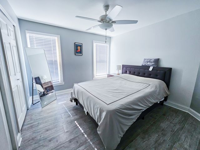 170 Inverness Court 1, Elk Grove Village, IL 60007