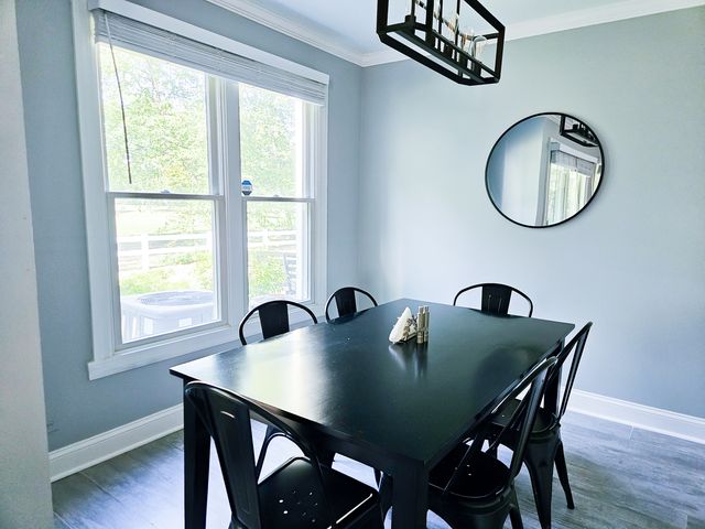 170 Inverness Court 1, Elk Grove Village, IL 60007