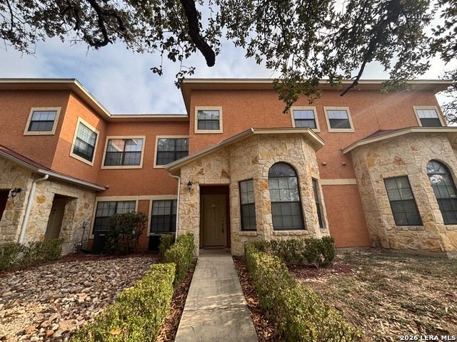 6160 Eckhert Rd Apt 607, San Antonio, TX 78240