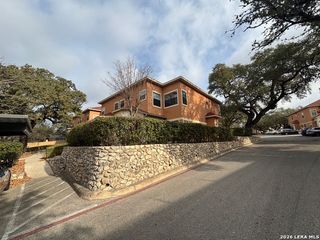 6160 Eckhert Rd Apt 607, San Antonio, TX 78240