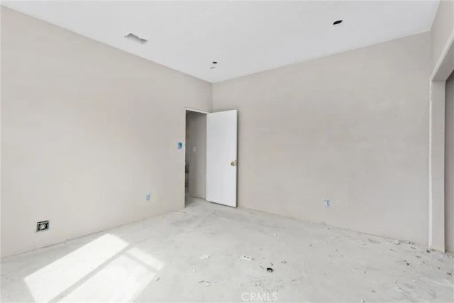 26525 Papago Road, Apple Valley, CA 92307