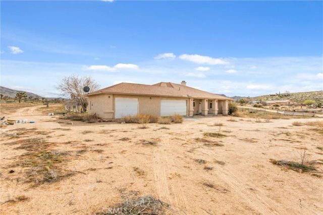 26525 Papago Road, Apple Valley, CA 92307