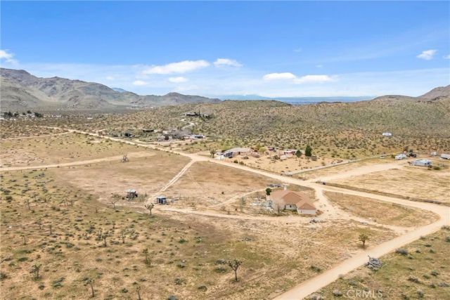 26525 Papago Road, Apple Valley, CA 92307
