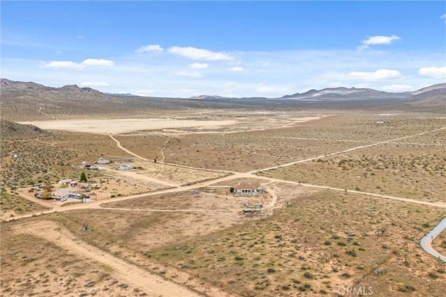 26525 Papago Road, Apple Valley, CA 92307
