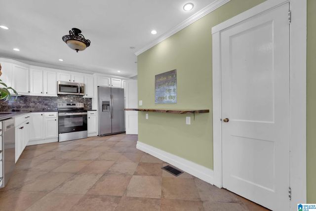 301 WILLIAMS AVENUE, Hanceville, AL 35077