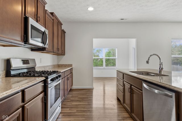 21445 Hanstock Drive, Noblesville, IN 46062