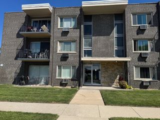 3158 W 88th Street W 103, Evergreen Park, IL 60805