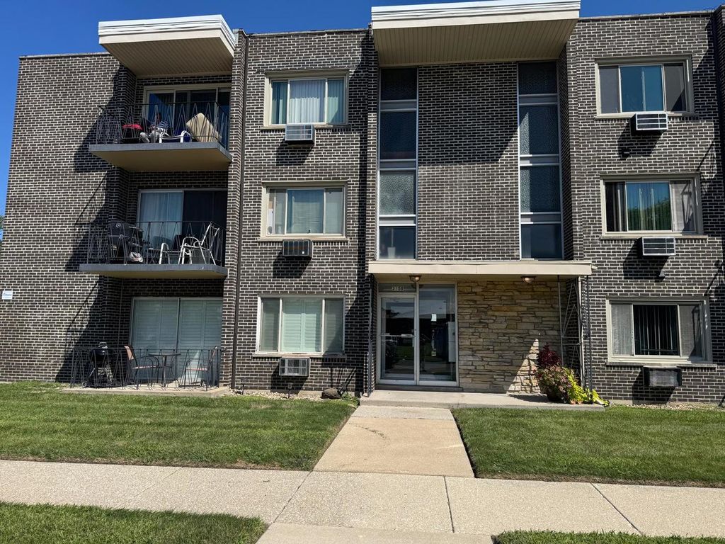 3158 W 88th Street W 103, Evergreen Park, IL 60805