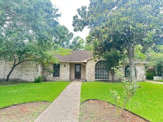 3146 Bonney Briar Drive, Missouri City, TX 77459