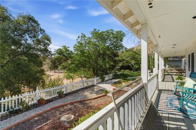 9130 Old Stage, Agua Dulce, CA 91390