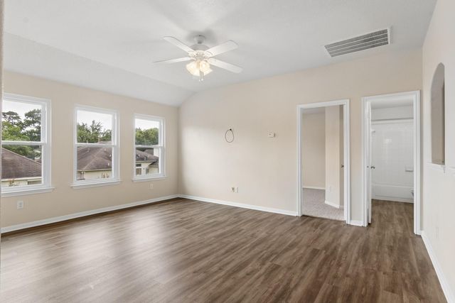 20518 Jasmine Leaf Trail, Humble, TX 77338