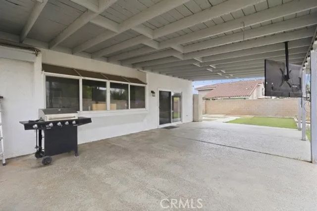 2606 N PALM Avenue, Rialto, CA 92377