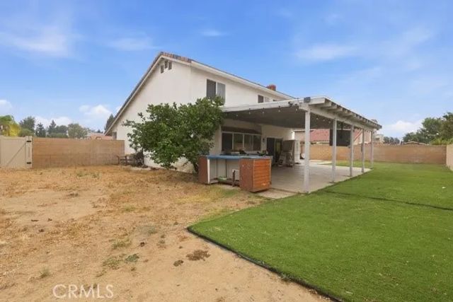 2606 N PALM Avenue, Rialto, CA 92377