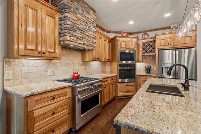 117 Hickory Landing Court, Elloree, SC 29047