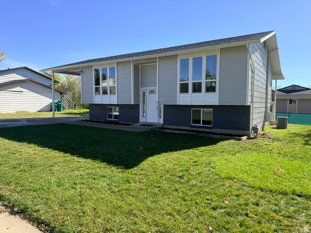 1155 W 2200 N, Layton, UT 84041