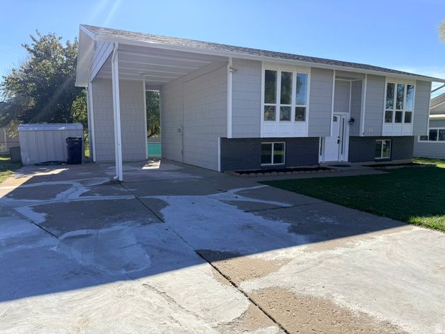 1155 W 2200 N, Layton, UT 84041