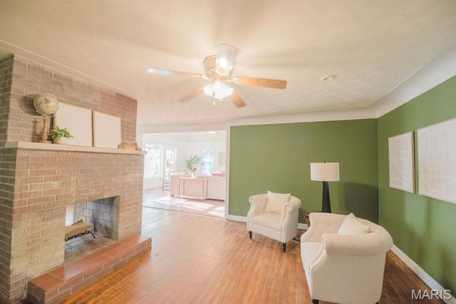 802 Hale Avenue, Edwardsville, IL 62025