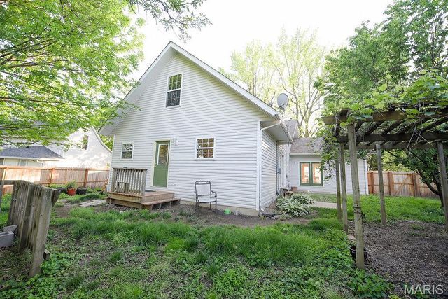 802 Hale Avenue, Edwardsville, IL 62025