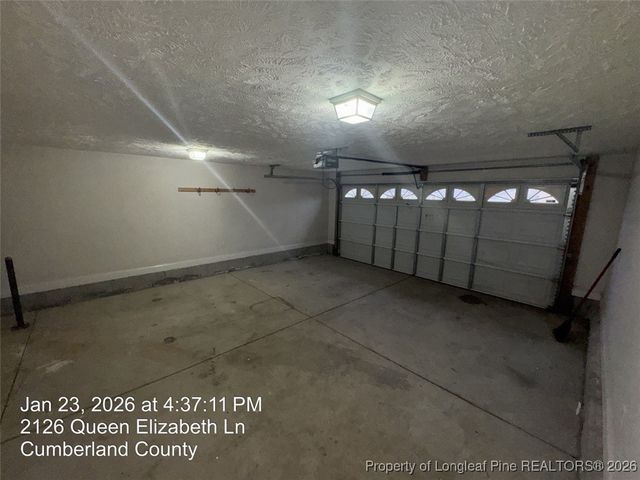 2126 Queen Elizabeth Lane, Hope Mills, NC 28348