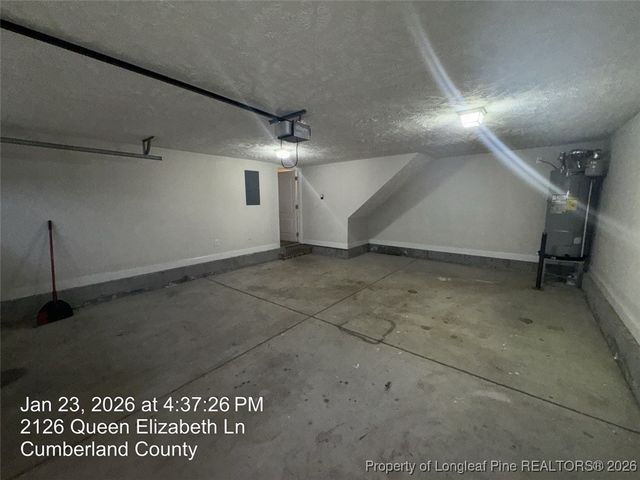 2126 Queen Elizabeth Lane, Hope Mills, NC 28348