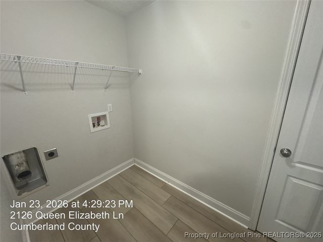 2126 Queen Elizabeth Lane, Hope Mills, NC 28348