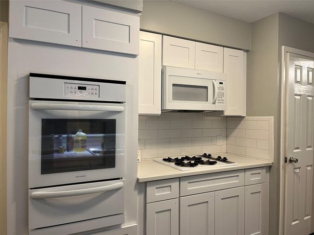 1619 E Cripple Creek DR, Austin, TX 78758