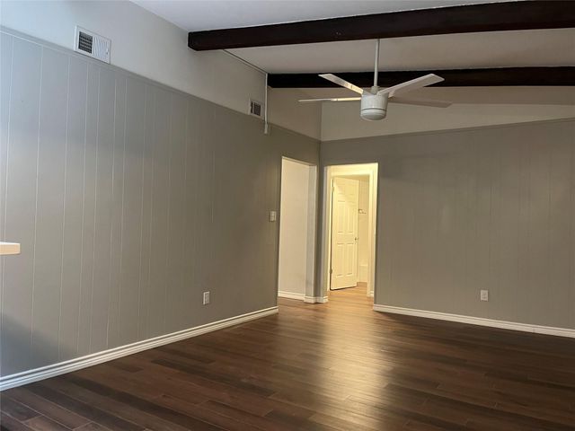 1619 E Cripple Creek DR, Austin, TX 78758