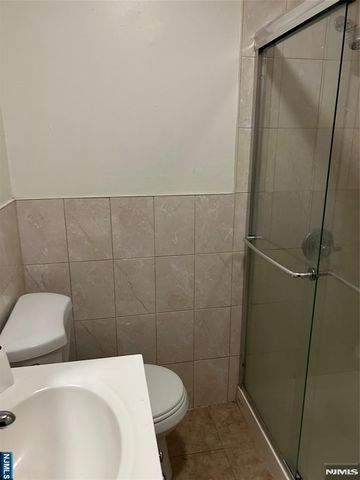 32-34 Halstead Street 6, Kearny, NJ 07032