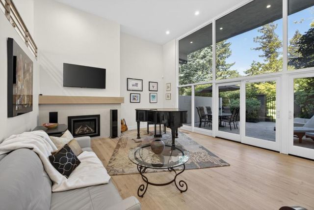 161 Stone Pine Lane, Menlo Park, CA 94025