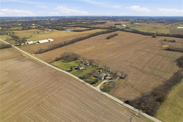 13641 Hollingsworth Road, Kansas City, KS 66109