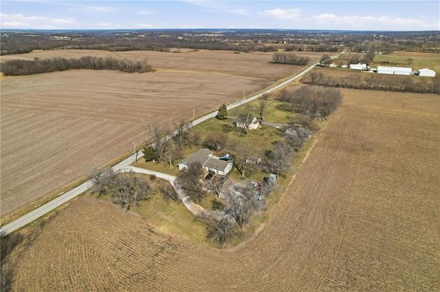 13641 Hollingsworth Road, Kansas City, KS 66109