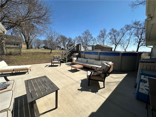 13641 Hollingsworth Road, Kansas City, KS 66109