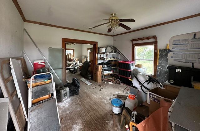 13641 Hollingsworth Road, Kansas City, KS 66109