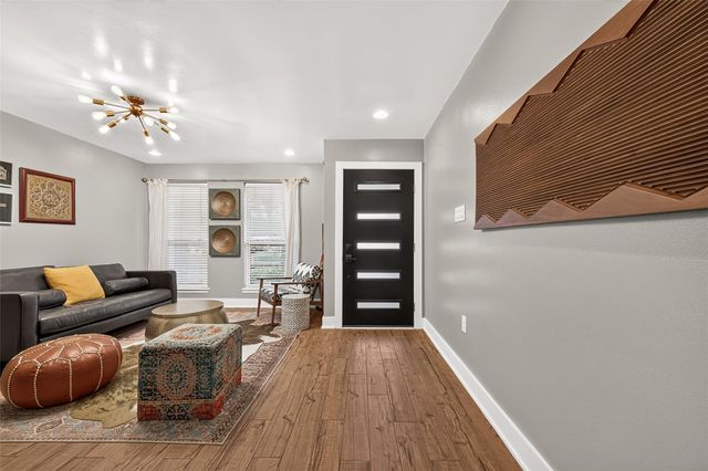 10711 Braewick Drive, Houston, TX 77096
