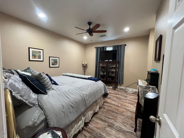 2727 Eshom Creek Court, Tulare, CA 93274