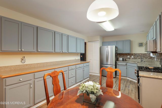 2894 Lenox Street, Toms River, NJ 08755