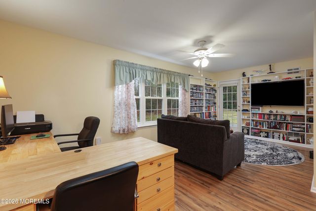 2894 Lenox Street, Toms River, NJ 08755